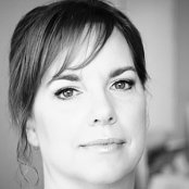 Theresa Springer Headshot