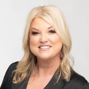 Kim Finley headshot