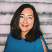 Stephanie Kimball Headshot