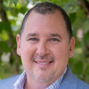Larry Urbanski headshot